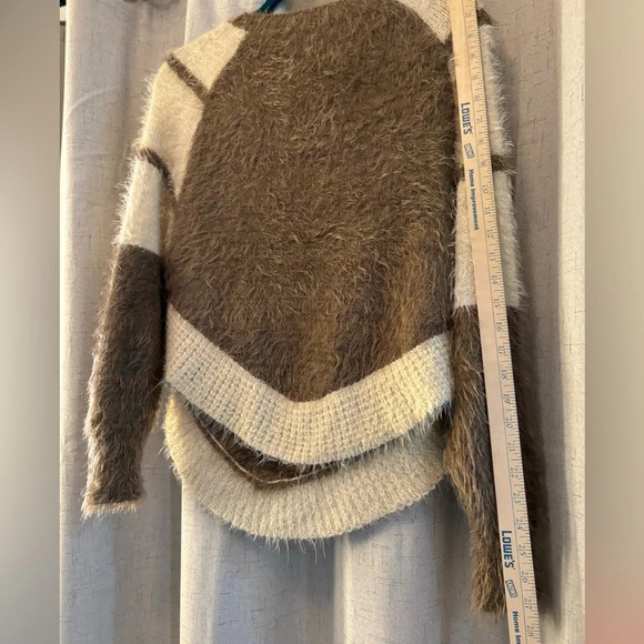 Egoist Sweater Multi-material with Pedal like design, stripes and mohair look. - Picture 9 of 12